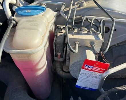 Сірий Ауді А4, об'ємом двигуна 1.98 л та пробігом 173 тис. км за 14000 $, фото 33 на Automoto.ua