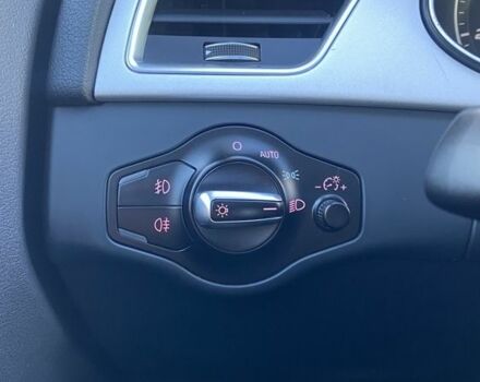 Сірий Ауді А4, об'ємом двигуна 2 л та пробігом 128 тис. км за 14999 $, фото 16 на Automoto.ua