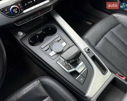 Сірий Ауді А4, об'ємом двигуна 1.98 л та пробігом 118 тис. км за 18490 $, фото 25 на Automoto.ua