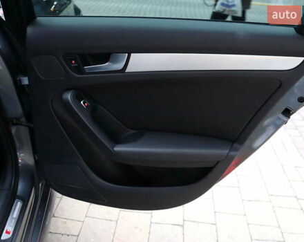 Сірий Ауді А4, об'ємом двигуна 2 л та пробігом 140 тис. км за 14900 $, фото 35 на Automoto.ua