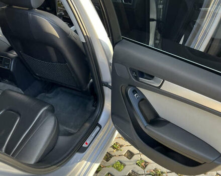 Сірий Ауді А4, об'ємом двигуна 2 л та пробігом 120 тис. км за 13300 $, фото 38 на Automoto.ua