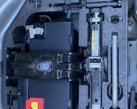 Сірий Ауді А4, об'ємом двигуна 2 л та пробігом 128 тис. км за 14999 $, фото 23 на Automoto.ua