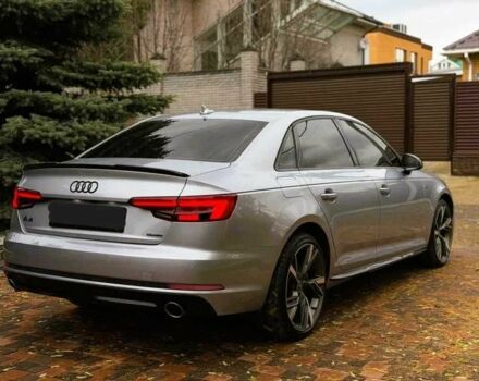 Сірий Ауді А4, об'ємом двигуна 2 л та пробігом 137 тис. км за 15700 $, фото 3 на Automoto.ua
