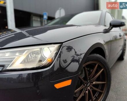 Серый Ауди А4, объемом двигателя 2 л и пробегом 128 тыс. км за 15990 $, фото 2 на Automoto.ua