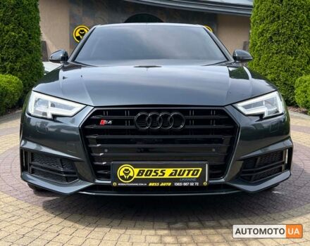 Серый Ауди А4, объемом двигателя 2 л и пробегом 140 тыс. км за 20900 $, фото 1 на Automoto.ua