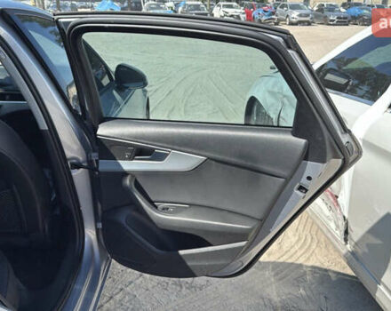 Серый Ауди А4, объемом двигателя 2 л и пробегом 240 тыс. км за 12100 $, фото 12 на Automoto.ua