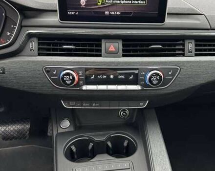 Серый Ауди А4, объемом двигателя 2 л и пробегом 130 тыс. км за 14200 $, фото 6 на Automoto.ua