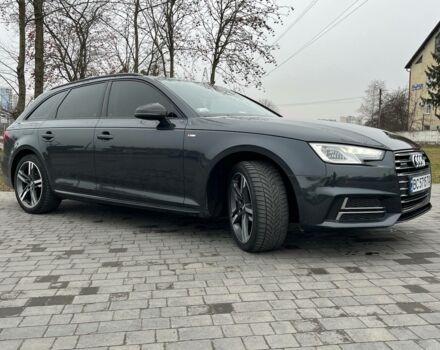 Серый Ауди А4, объемом двигателя 2 л и пробегом 300 тыс. км за 16500 $, фото 4 на Automoto.ua