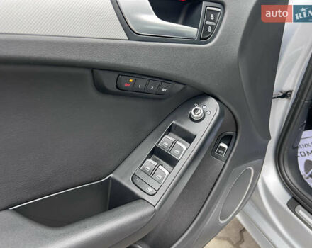 Сірий Ауді А4, об'ємом двигуна 2 л та пробігом 225 тис. км за 12490 $, фото 13 на Automoto.ua