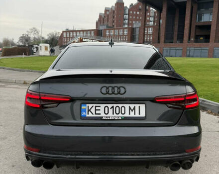 Серый Ауди А4, объемом двигателя 1.98 л и пробегом 133 тыс. км за 18500 $, фото 10 на Automoto.ua