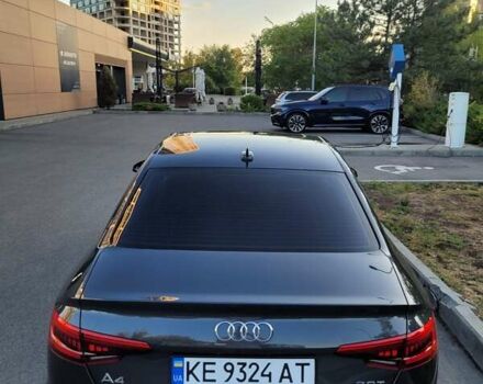Ауди А4 2016 в Днепре (Днепропетровске) на Automoto.ua Серый Ауди А4, объемом двигателя 1.98 л и пробегом 88 тыс. км за 21000 $, фото 1 на Automoto.ua