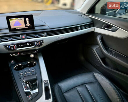 Сірий Ауді А4, об'ємом двигуна 2 л та пробігом 110 тис. км за 19500 $, фото 20 на Automoto.ua