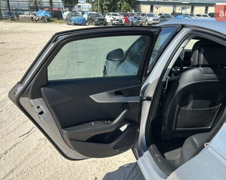 Серый Ауди А4, объемом двигателя 2 л и пробегом 240 тыс. км за 12100 $, фото 11 на Automoto.ua