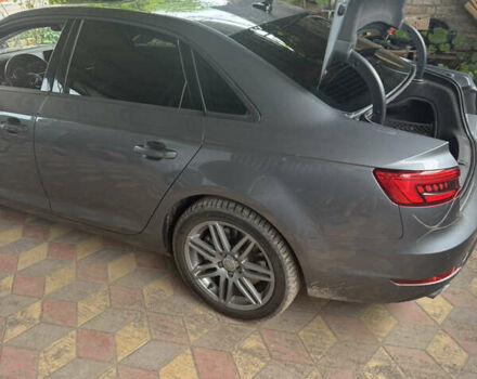 Серый Ауди А4, объемом двигателя 1.98 л и пробегом 157 тыс. км за 17500 $, фото 3 на Automoto.ua