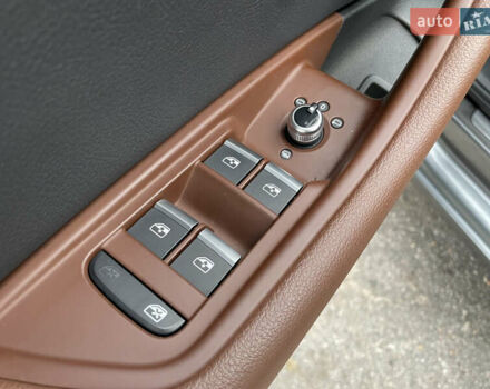 Сірий Ауді А4, об'ємом двигуна 2 л та пробігом 54 тис. км за 17800 $, фото 21 на Automoto.ua