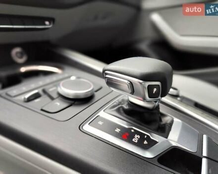 Серый Ауди А4, объемом двигателя 2 л и пробегом 128 тыс. км за 15990 $, фото 40 на Automoto.ua