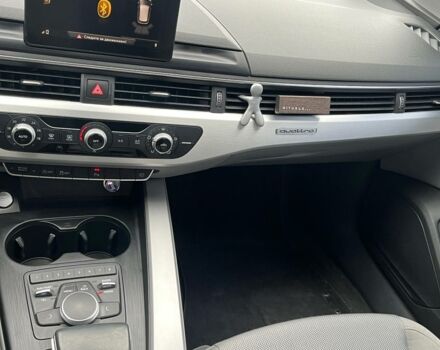 Серый Ауди А4, объемом двигателя 2 л и пробегом 300 тыс. км за 16500 $, фото 16 на Automoto.ua