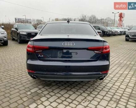 Серый Ауди А4, объемом двигателя 2 л и пробегом 226 тыс. км за 13900 $, фото 5 на Automoto.ua