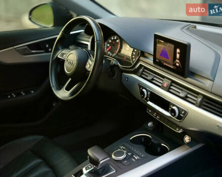 Сірий Ауді А4, об'ємом двигуна 2 л та пробігом 110 тис. км за 19500 $, фото 17 на Automoto.ua