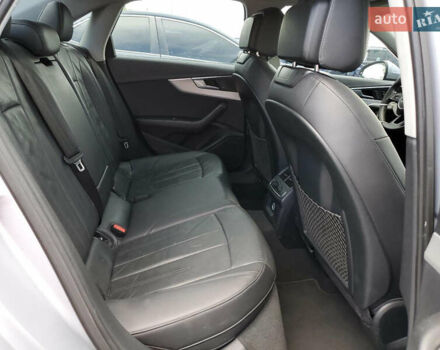 Серый Ауди А4, объемом двигателя 2 л и пробегом 240 тыс. км за 12100 $, фото 8 на Automoto.ua