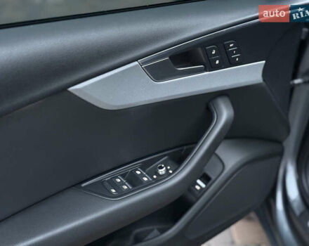 Серый Ауди А4, объемом двигателя 1.98 л и пробегом 201 тыс. км за 17800 $, фото 14 на Automoto.ua