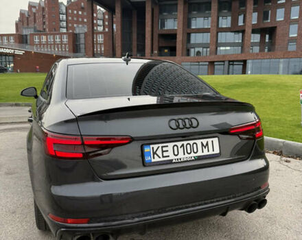 Серый Ауди А4, объемом двигателя 1.98 л и пробегом 133 тыс. км за 18500 $, фото 9 на Automoto.ua