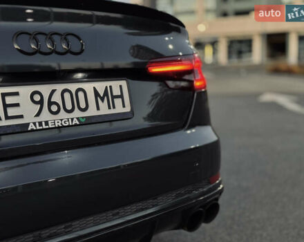 Сірий Ауді А4, об'ємом двигуна 1.98 л та пробігом 128 тис. км за 20000 $, фото 7 на Automoto.ua