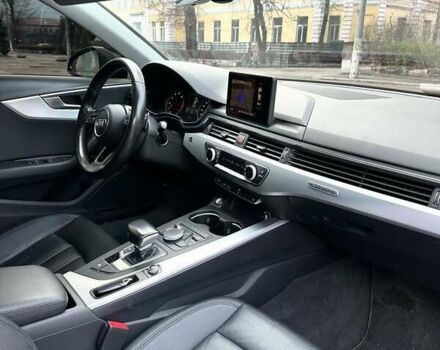 Серый Ауди А4, объемом двигателя 1.98 л и пробегом 165 тыс. км за 17300 $, фото 5 на Automoto.ua