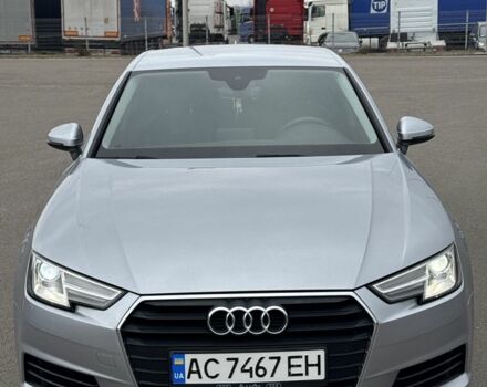 Сірий Ауді А4, об'ємом двигуна 2 л та пробігом 220 тис. км за 17500 $, фото 3 на Automoto.ua
