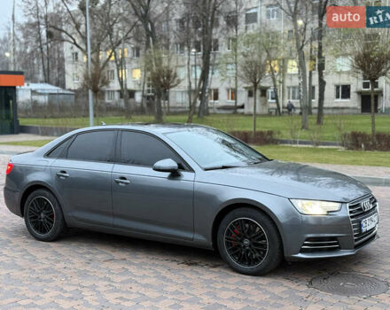 Серый Ауди А4, объемом двигателя 1.98 л и пробегом 201 тыс. км за 17800 $, фото 5 на Automoto.ua