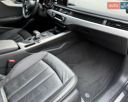 Сірий Ауді А4, об'ємом двигуна 1.98 л та пробігом 138 тис. км за 17900 $, фото 32 на Automoto.ua