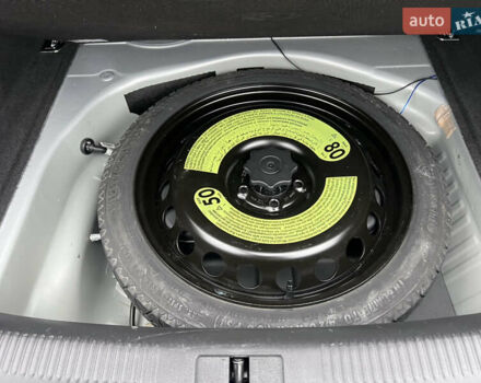 Сірий Ауді А4, об'ємом двигуна 2 л та пробігом 225 тис. км за 12490 $, фото 53 на Automoto.ua