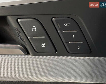 Серый Ауди А4, объемом двигателя 2 л и пробегом 247 тыс. км за 16000 $, фото 12 на Automoto.ua