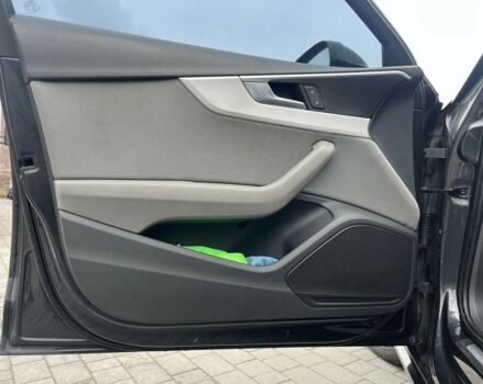 Серый Ауди А4, объемом двигателя 2 л и пробегом 300 тыс. км за 16500 $, фото 31 на Automoto.ua