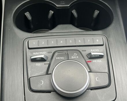 Серый Ауди А4, объемом двигателя 2 л и пробегом 300 тыс. км за 16500 $, фото 14 на Automoto.ua