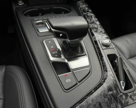 Сірий Ауді А4, об'ємом двигуна 2 л та пробігом 137 тис. км за 15700 $, фото 9 на Automoto.ua