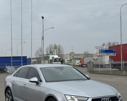 Сірий Ауді А4, об'ємом двигуна 2 л та пробігом 220 тис. км за 17500 $, фото 1 на Automoto.ua