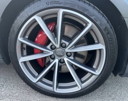 Серый Ауди А4, объемом двигателя 2 л и пробегом 121 тыс. км за 24900 $, фото 5 на Automoto.ua