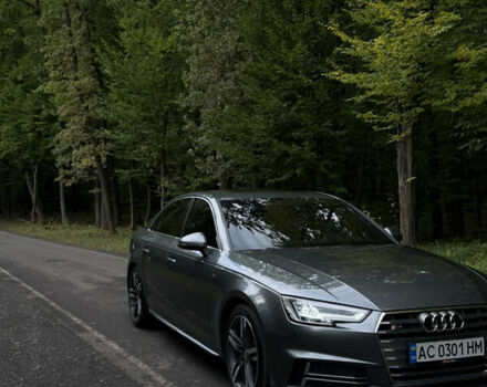 Серый Ауди А4, объемом двигателя 2 л и пробегом 146 тыс. км за 21000 $, фото 3 на Automoto.ua