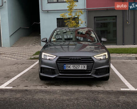Сірий Ауді А4, об'ємом двигуна 1.98 л та пробігом 170 тис. км за 18000 $, фото 1 на Automoto.ua