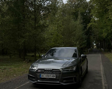 Серый Ауди А4, объемом двигателя 2 л и пробегом 146 тыс. км за 21000 $, фото 1 на Automoto.ua