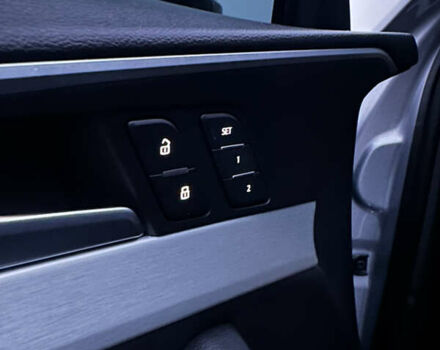 Серый Ауди А4, объемом двигателя 1.98 л и пробегом 149 тыс. км за 19500 $, фото 10 на Automoto.ua