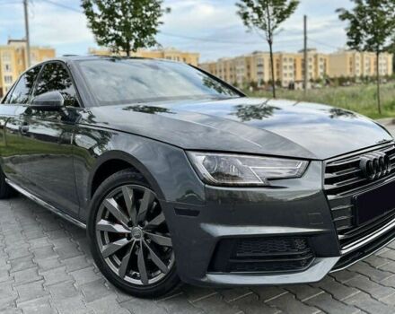 Серый Ауди А4, объемом двигателя 2 л и пробегом 110 тыс. км за 15000 $, фото 9 на Automoto.ua