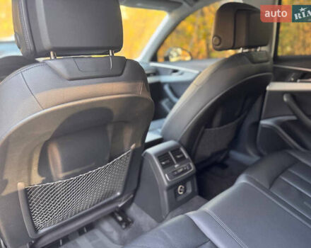 Ауді А4 2017 у Києві на Automoto.ua Сірий Ауді А4, об'ємом двигуна 2 л та пробігом 211 тис. км за 17300 $, фото 80 на Automoto.ua