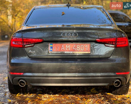 Ауді А4 2017 у Києві на Automoto.ua Сірий Ауді А4, об'ємом двигуна 2 л та пробігом 211 тис. км за 17300 $, фото 36 на Automoto.ua