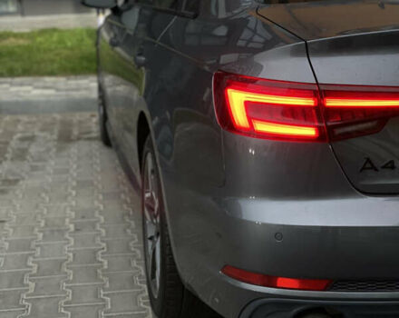 Сірий Ауді А4, об'ємом двигуна 1.98 л та пробігом 170 тис. км за 18000 $, фото 8 на Automoto.ua