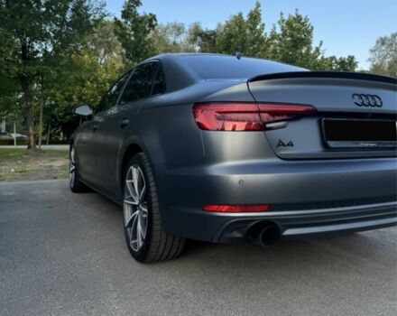 Серый Ауди А4, объемом двигателя 2 л и пробегом 121 тыс. км за 24900 $, фото 4 на Automoto.ua