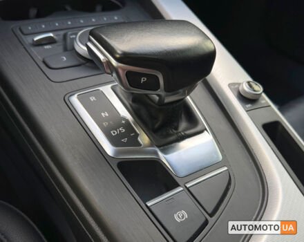 Сірий Ауді А4, об'ємом двигуна 2 л та пробігом 104 тис. км за 19200 $, фото 16 на Automoto.ua