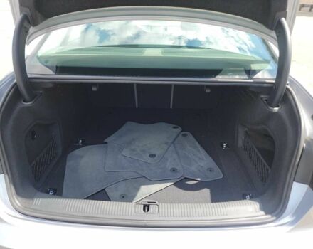 Сірий Ауді А4, об'ємом двигуна 2 л та пробігом 88 тис. км за 14000 $, фото 11 на Automoto.ua