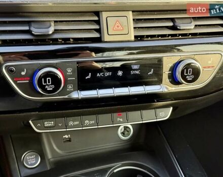 Сірий Ауді А4, об'ємом двигуна 1.98 л та пробігом 146 тис. км за 20000 $, фото 18 на Automoto.ua